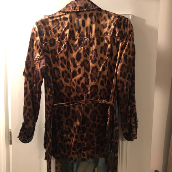 Dolce and Gabbana Leopard Jacket Size 40 - Picture 3 of 3